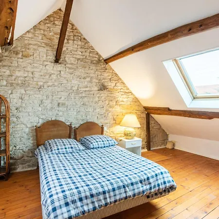 La Pierre Blanche 度假居 *